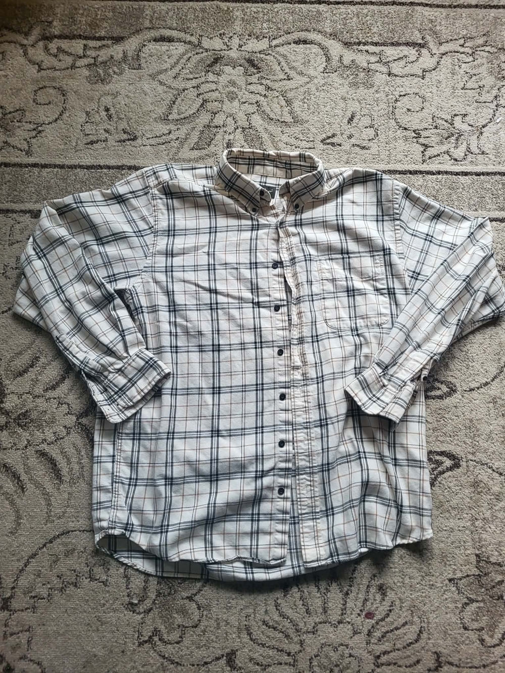 Eddie Bauer Relaxed Fit Tall L Plaid Button Front Shirt 100% Cotton Men's